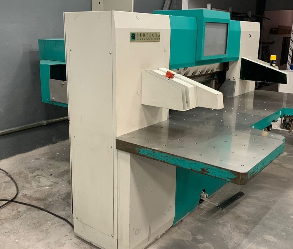 Perfecta115_2009_002a